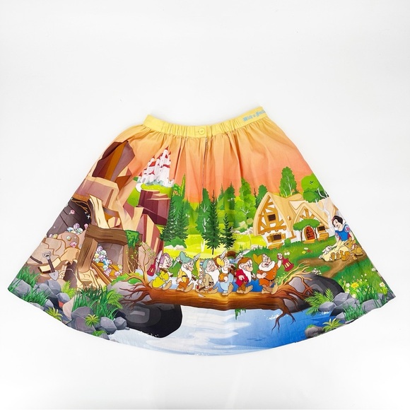 Loungefly Stitch Shoppe X Disney Snow White Smile and a Song Sandy Skirt - Picture 4 of 8